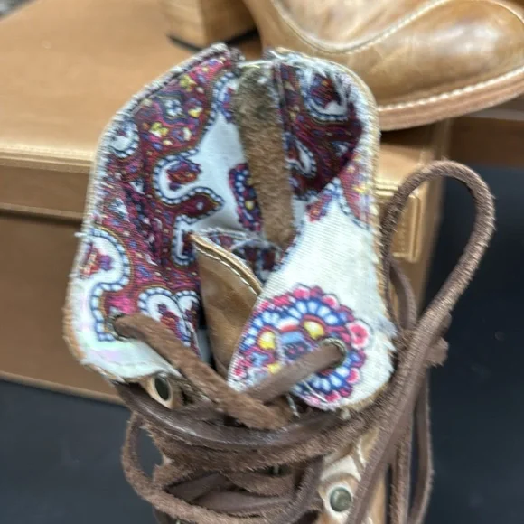 Freebird Borow Leather Ankle Boots - Picture 4 of 6